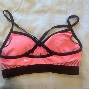 lululemon sports bra